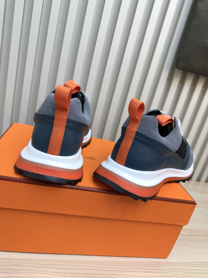 H**me5 sneaker